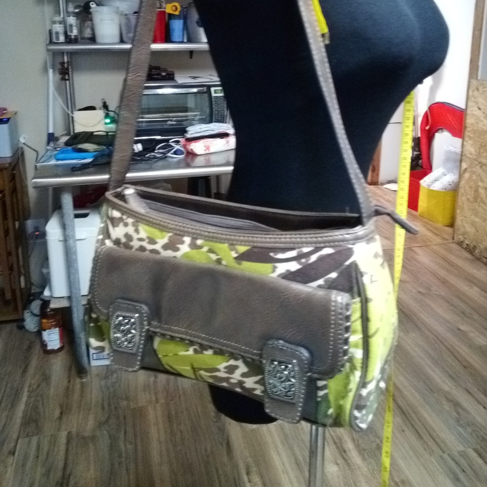 Jaclyn Smith shoulder bag